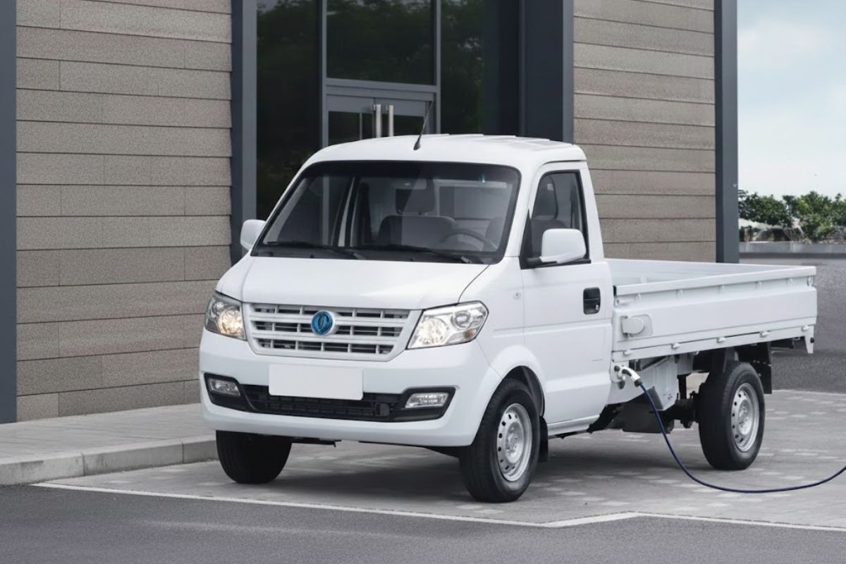 como cargar un vehículo eléctrico en la calle